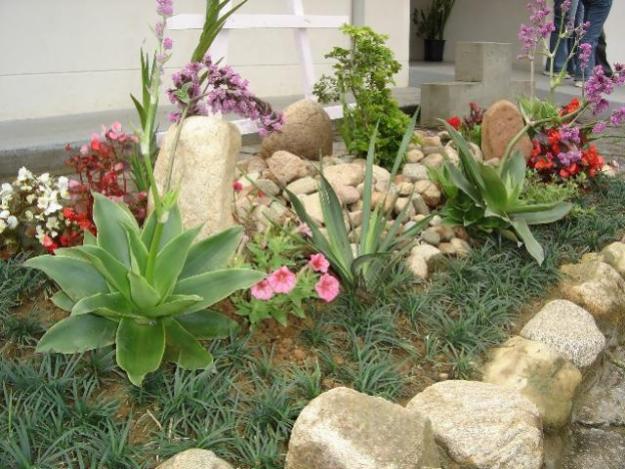jardins pedras fotos:Dicas de paisagismo e jardinagem residencial com pedras jardins pedras fotos:Dicas de paisagismo e jardinagem residencial com pedras