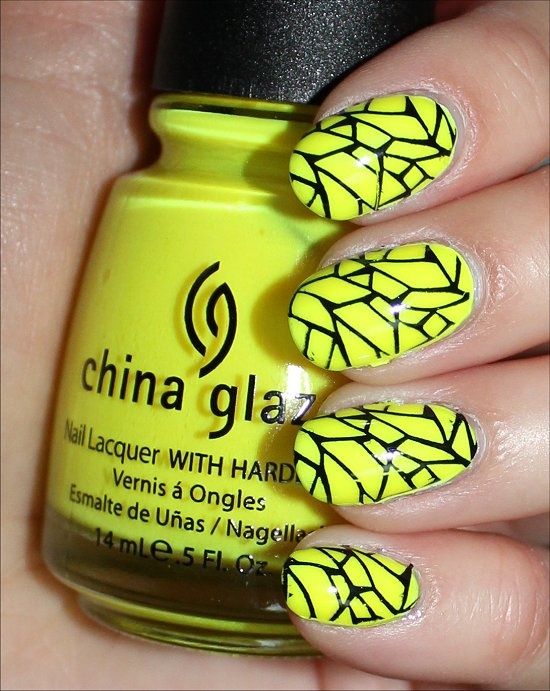 unhas decoradas amarelas fluorescente